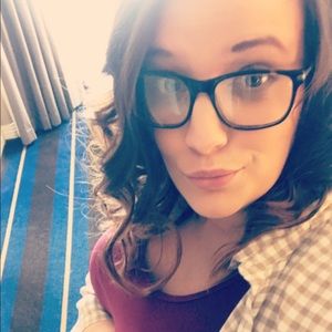 Meet your Posher, Amber